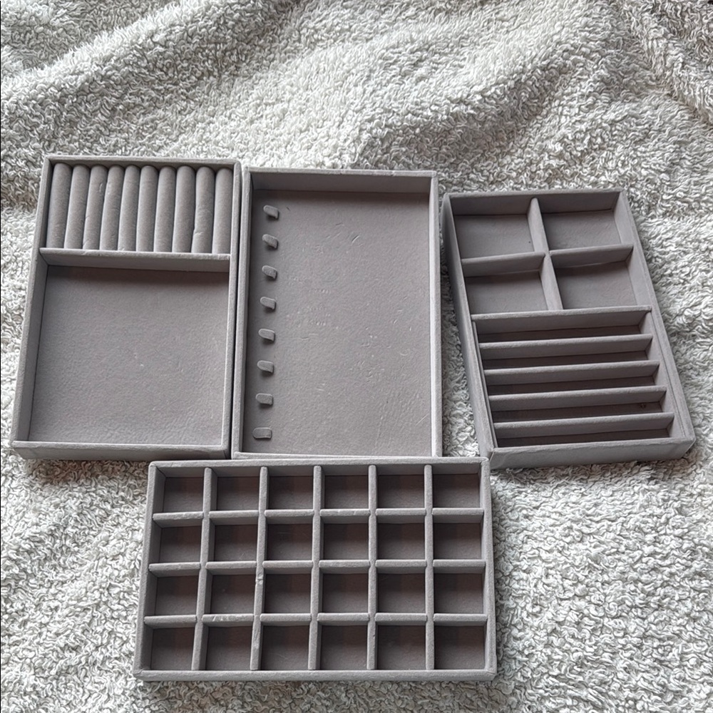 Gray Jewelry Organizer Tray Set